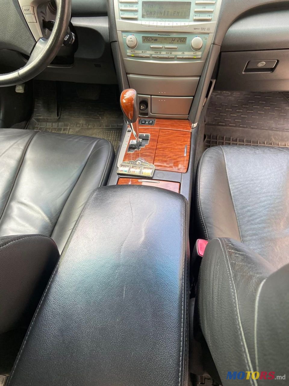 2008' Toyota Camry photo #4