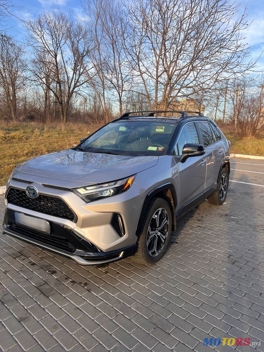 2022' Toyota RAV4 photo #2