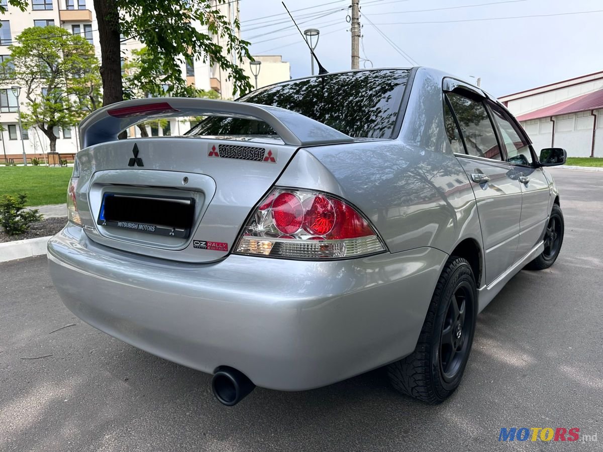 2006' Mitsubishi Lancer photo #4