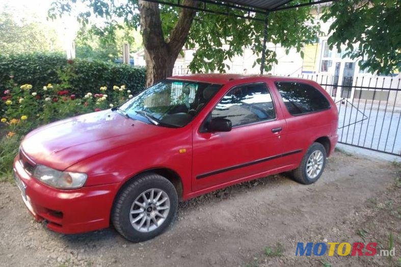 1995' Nissan Almera photo #1