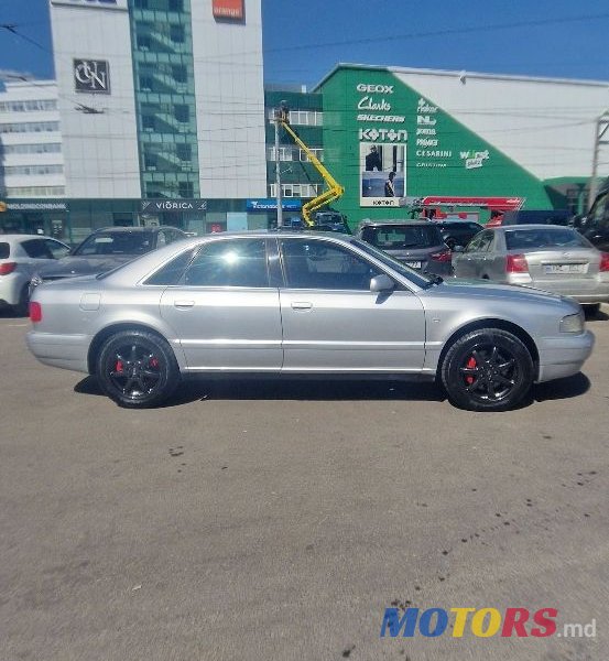 2000' Audi A8 photo #2