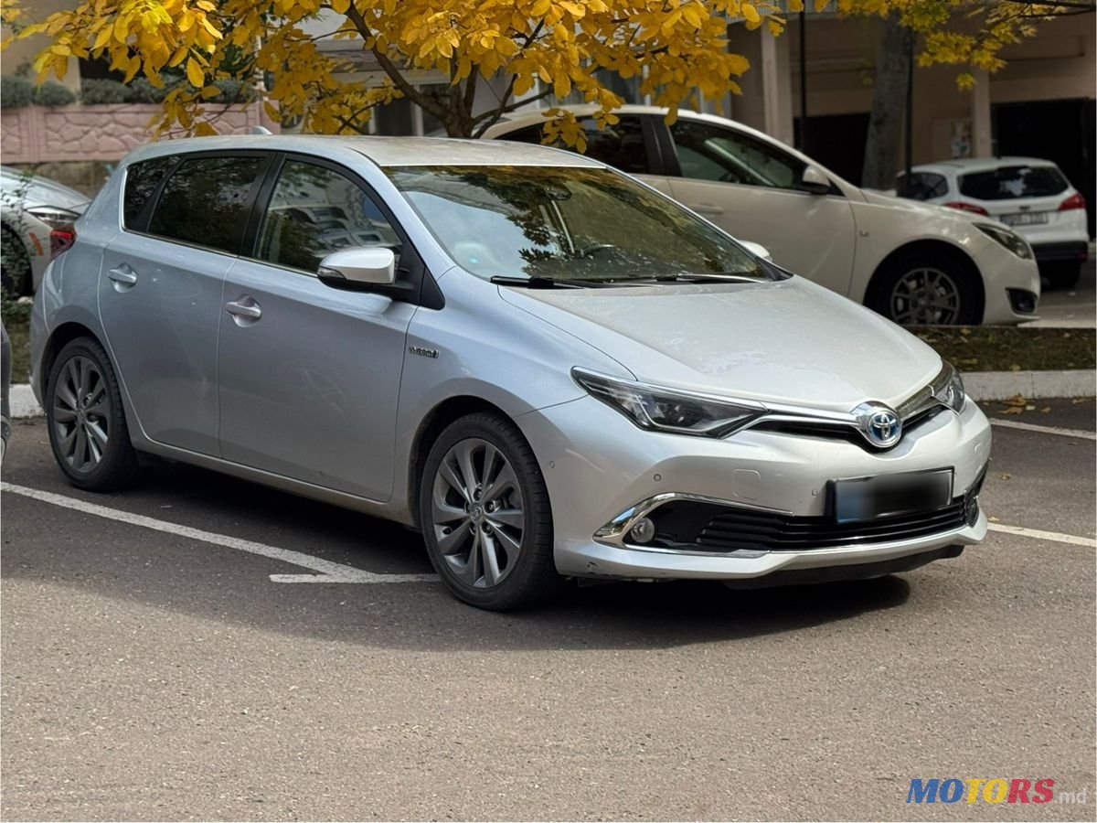 2015' Toyota Auris photo #1