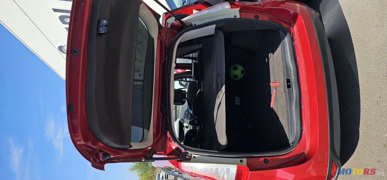 2009' Renault Grand Scenic photo #5