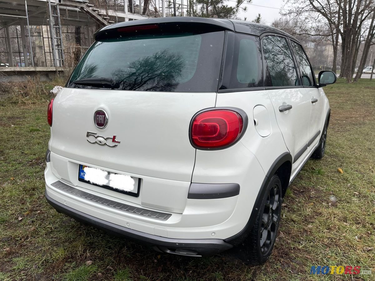 2017' Fiat 500L photo #3