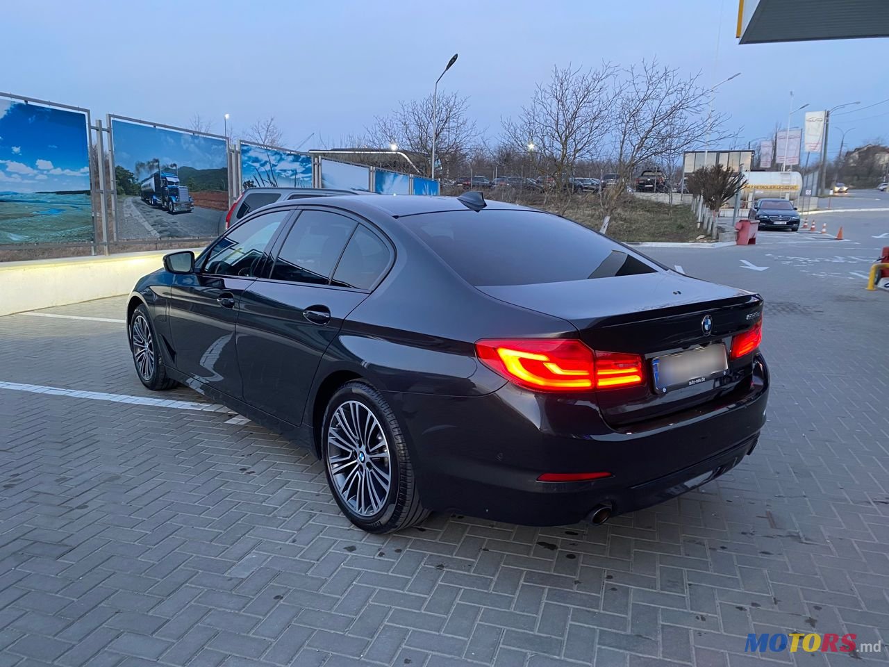 2019' BMW 5 Series photo #4