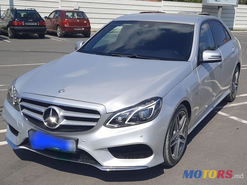 2015' Mercedes-Benz E Класс photo #1