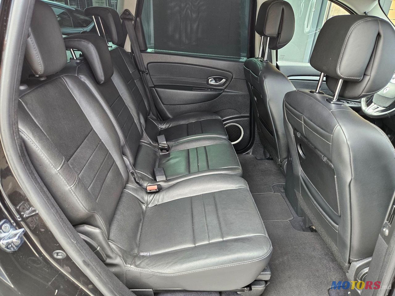 2010' Renault Grand Scenic photo #6