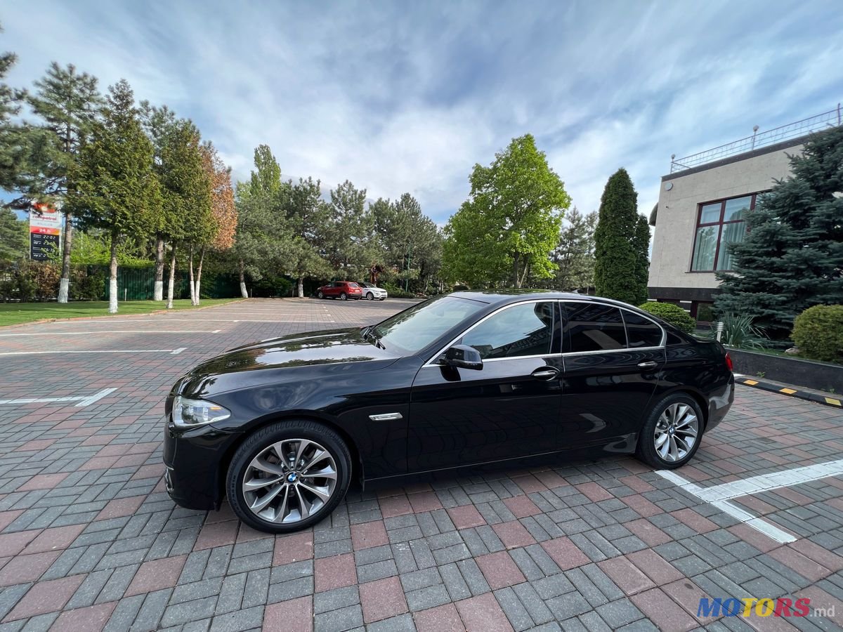2015' BMW 5 Series photo #4