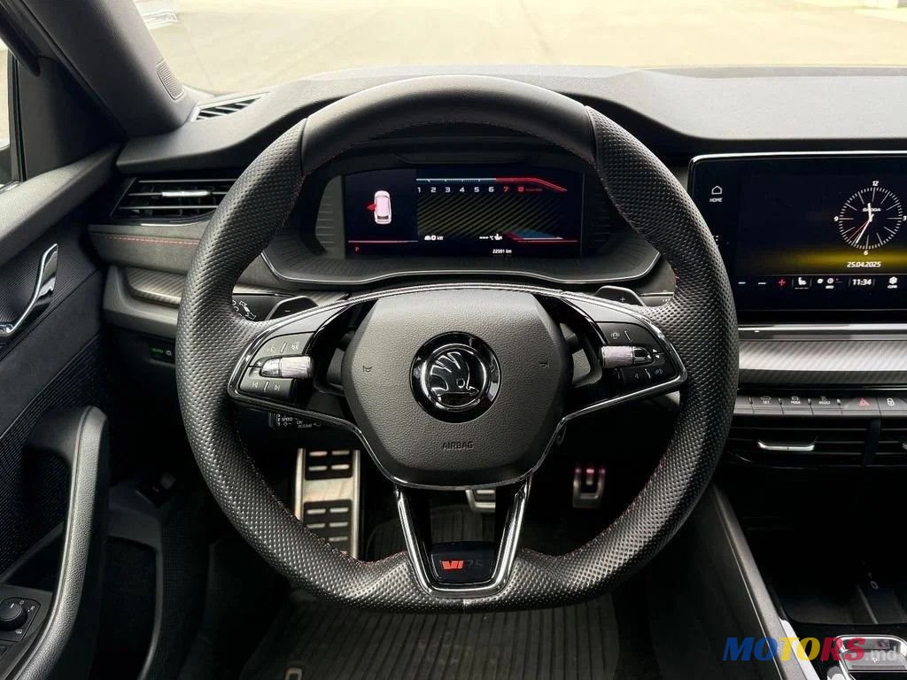 2023' Skoda Octavia Rs photo #3