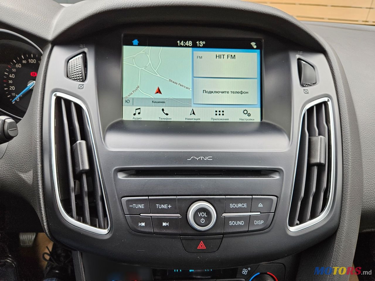 2017' Ford Focus photo #6