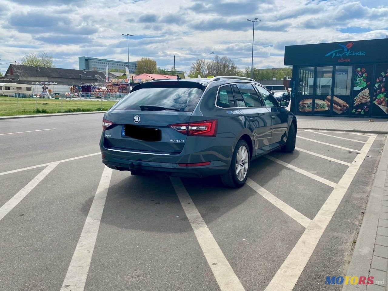 2018' Skoda Superb photo #5