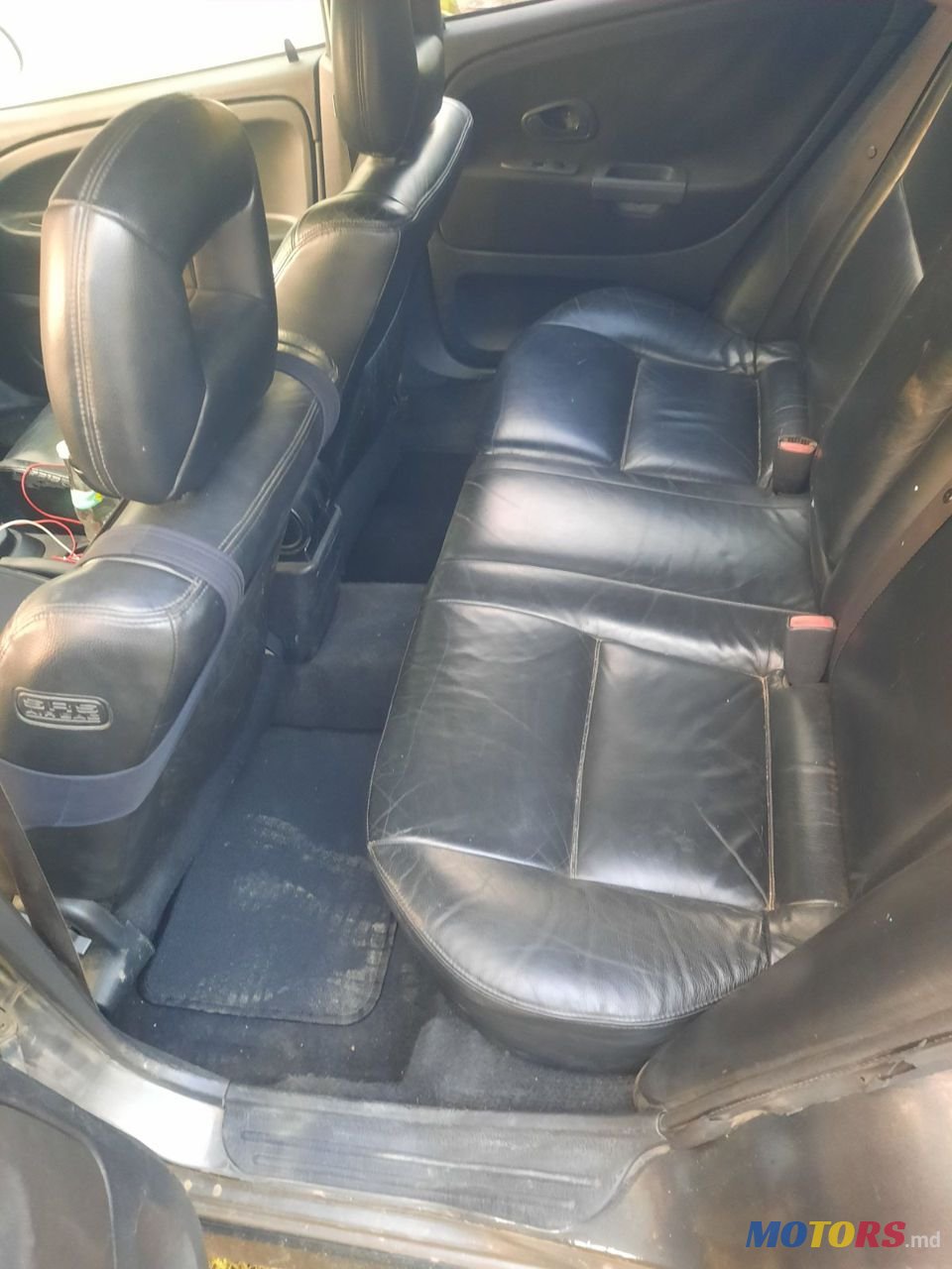 2003' Mitsubishi Carisma photo #5