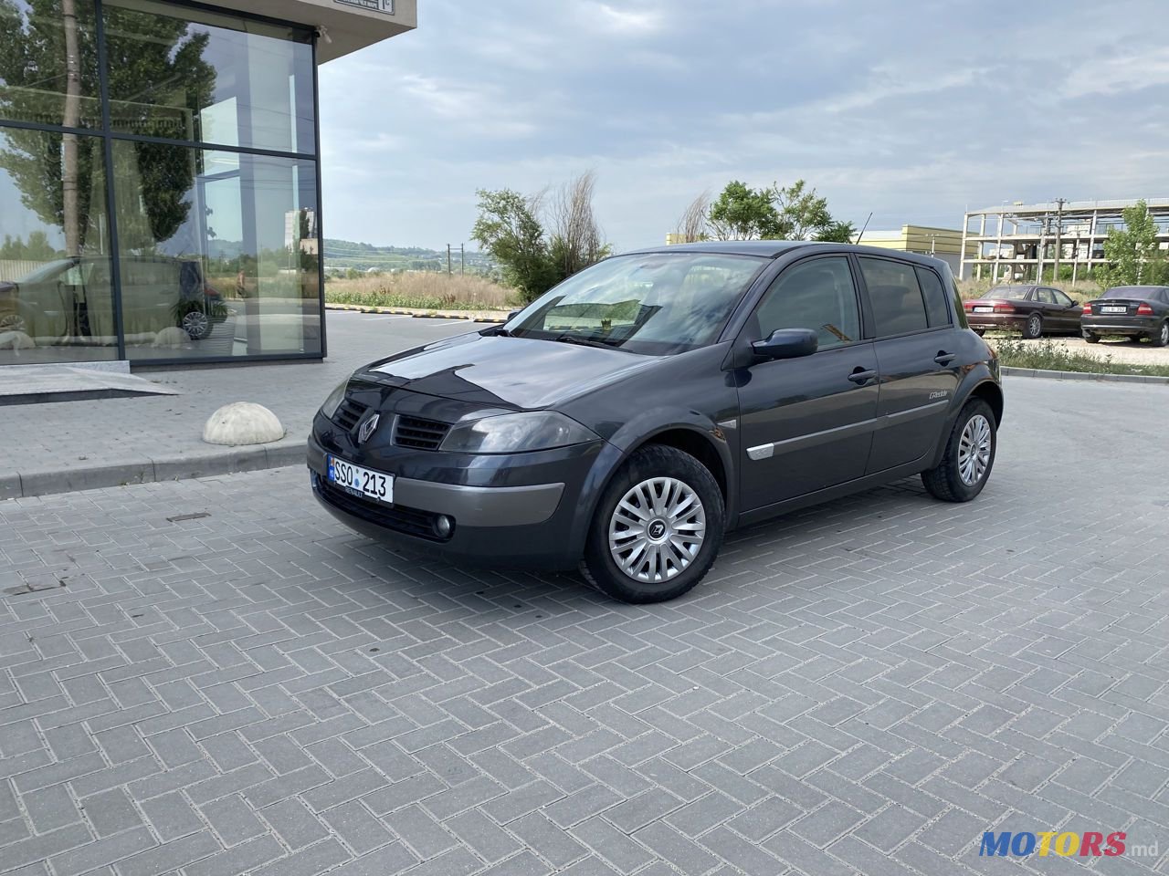 2006' Renault Megane photo #1