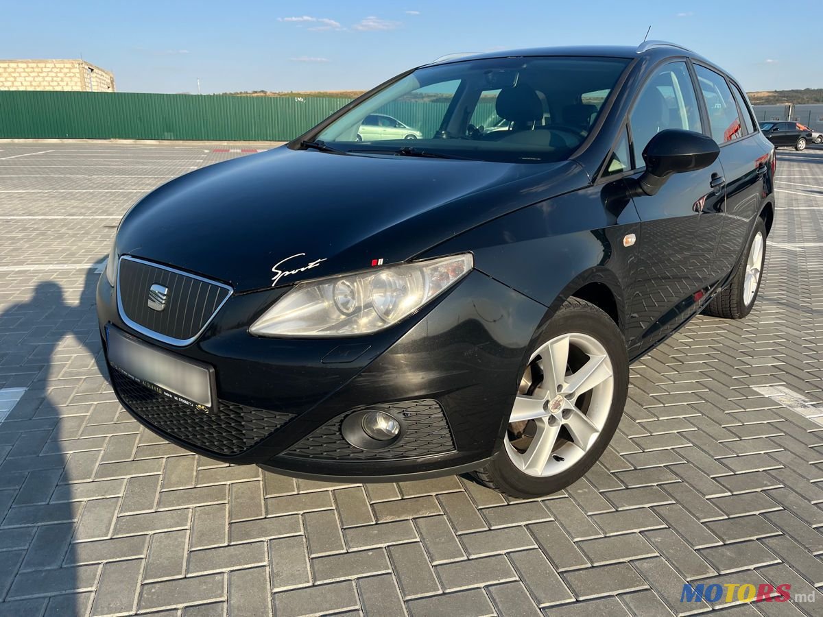 2011' SEAT Ibiza photo #2