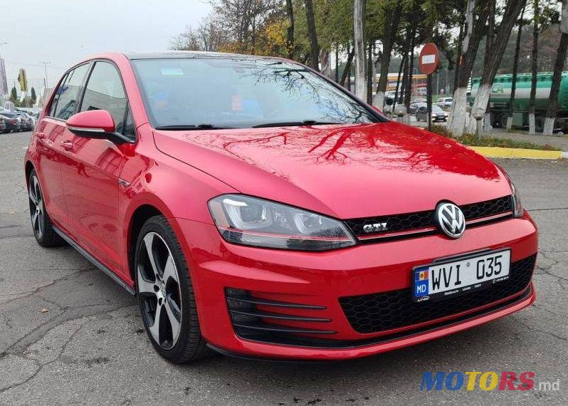 2015' Volkswagen Golf photo #2