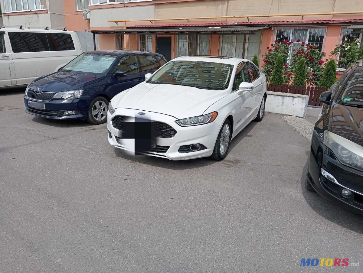 2013' Ford Fusion photo #1