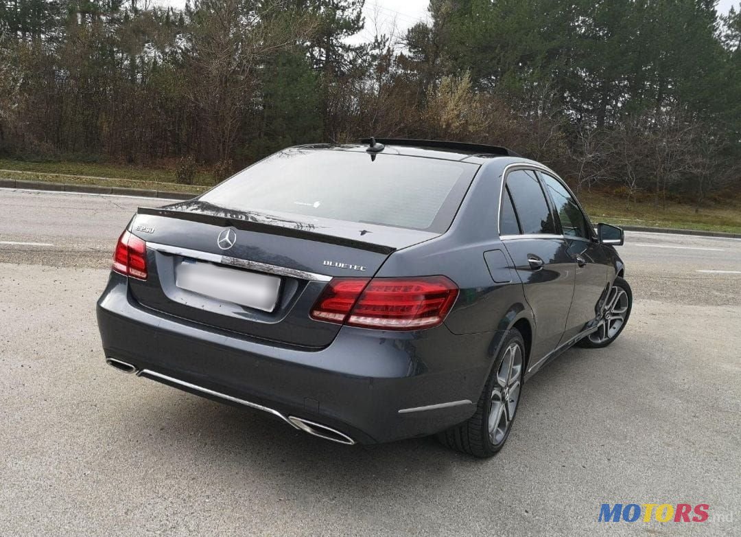 2015' Mercedes-Benz E-Class photo #6