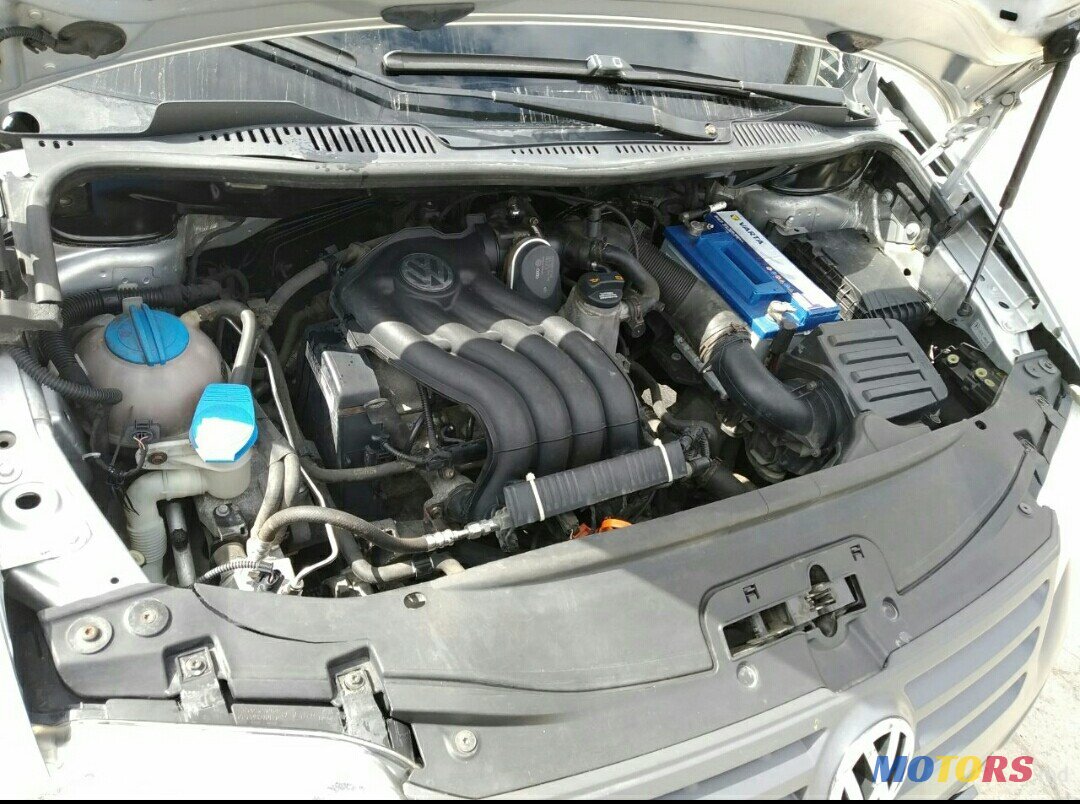 2008' Volkswagen Caddy photo #2