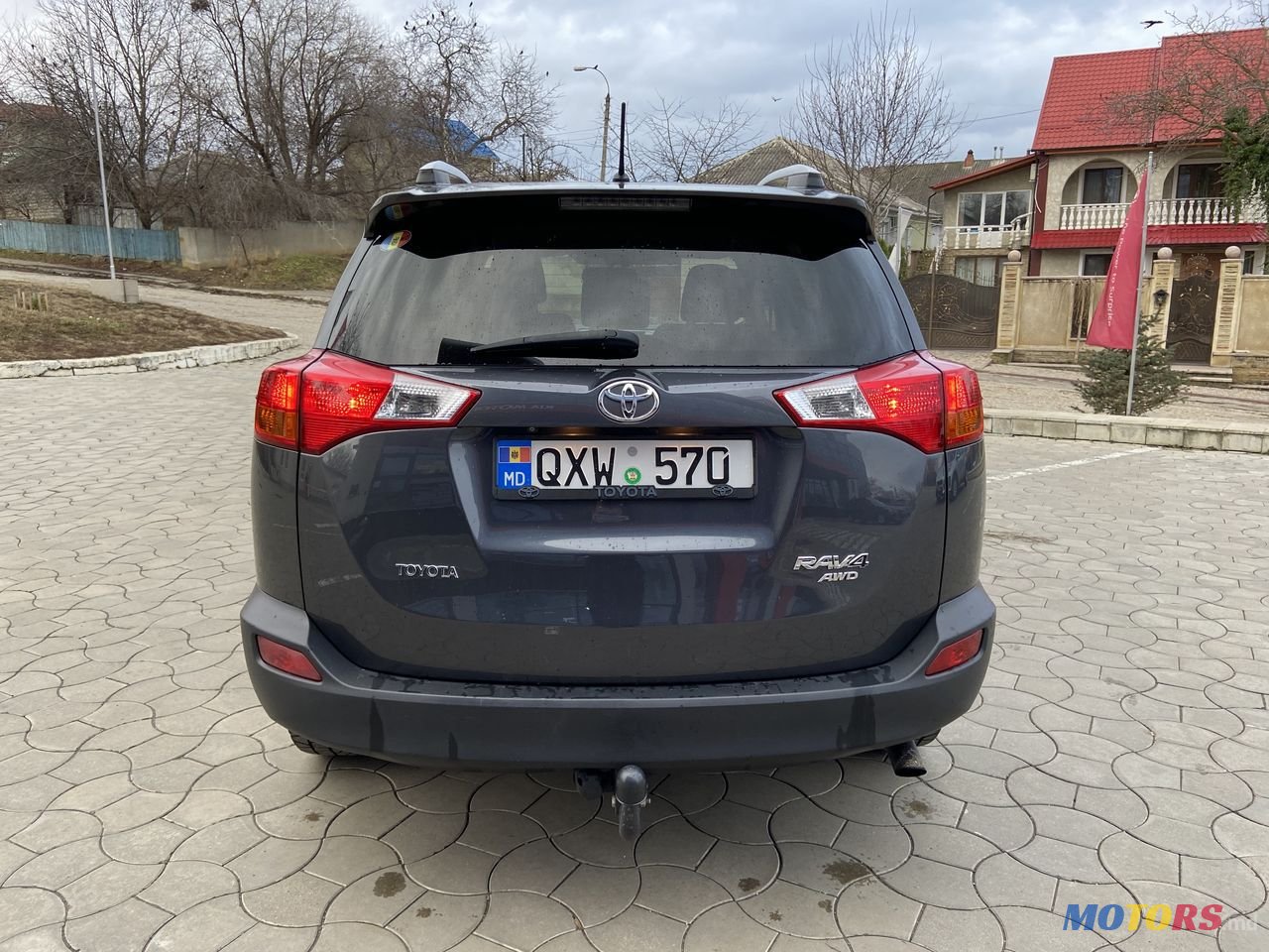 2013' Toyota RAV4 photo #5