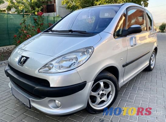 2005' Peugeot 1007 photo #3