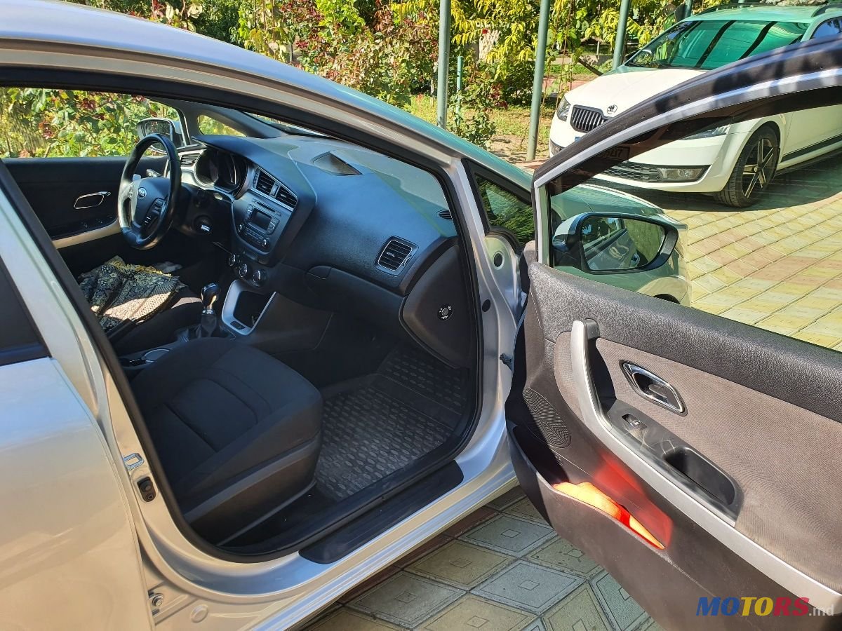 2018' Kia Ceed photo #6