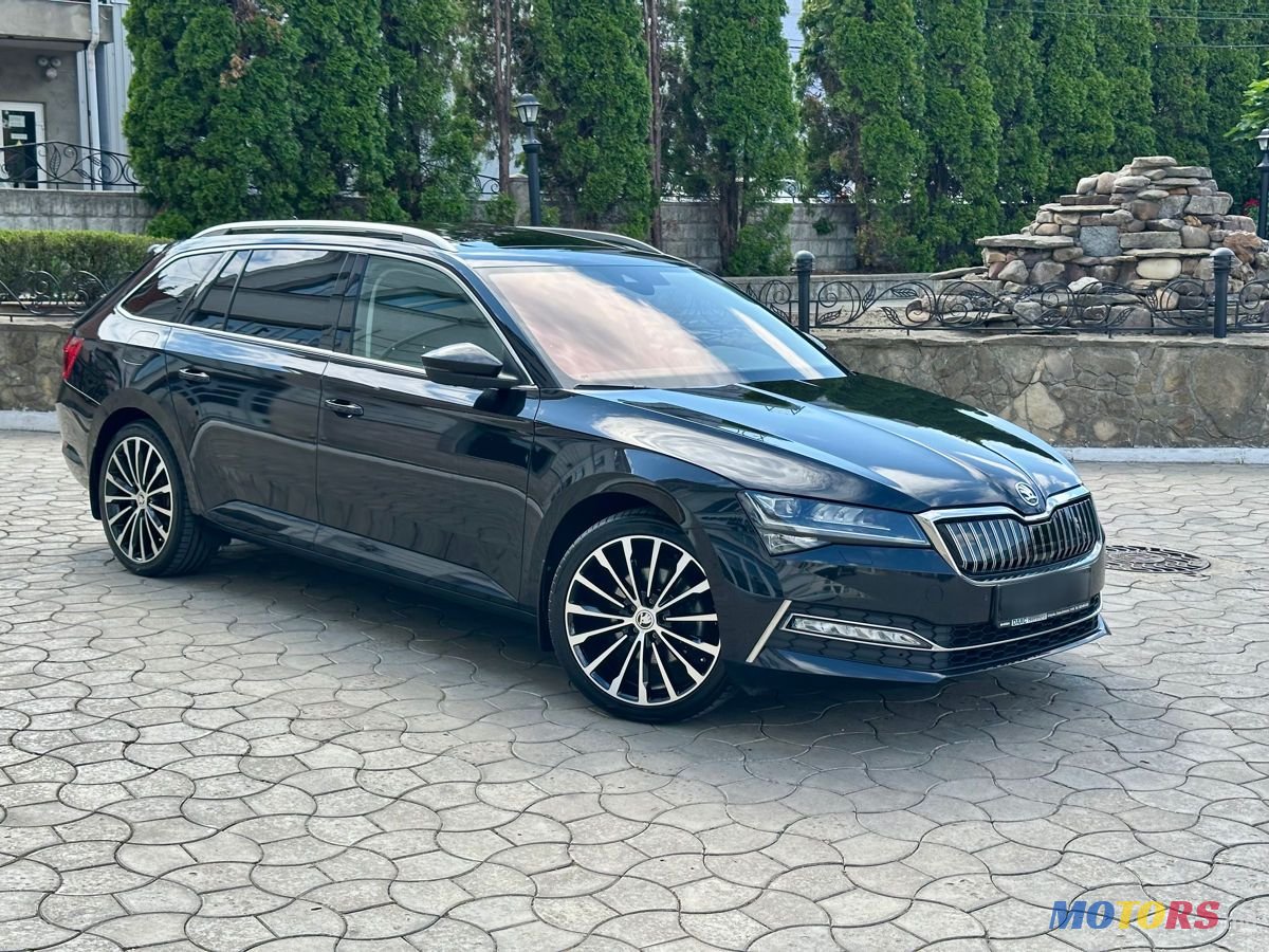 2021' Skoda Superb photo #1