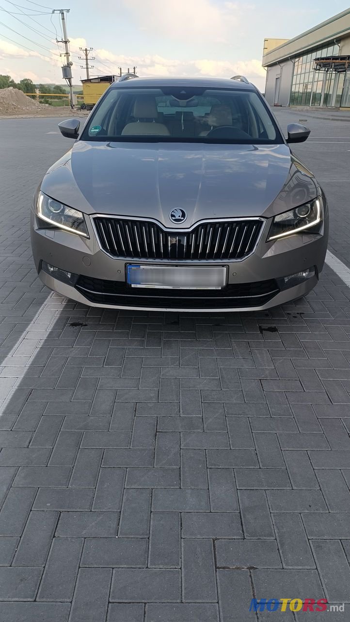 2017' Skoda Superb photo #3