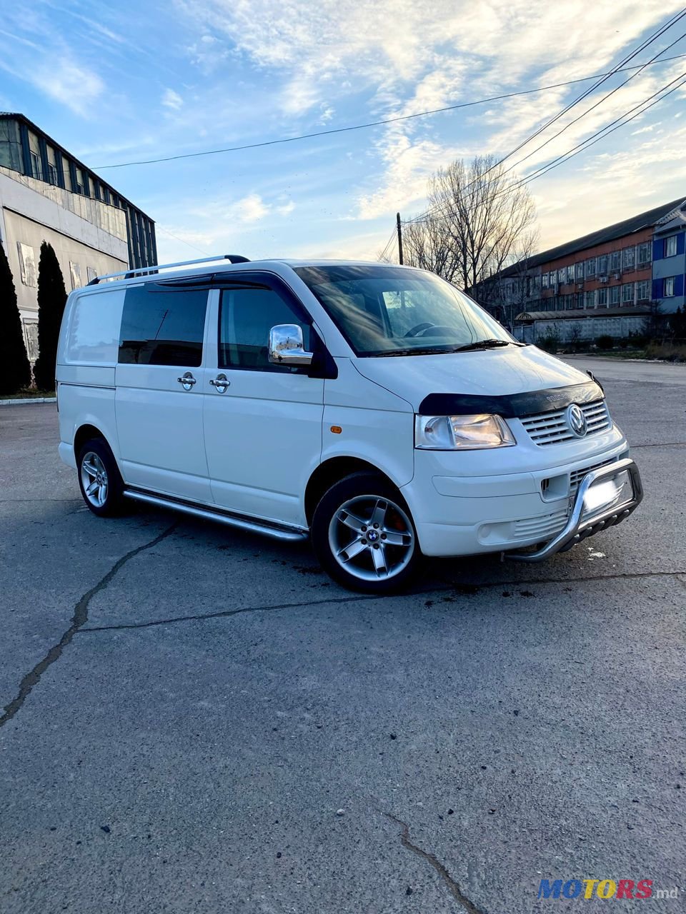 2005' Volkswagen Transporter photo #1