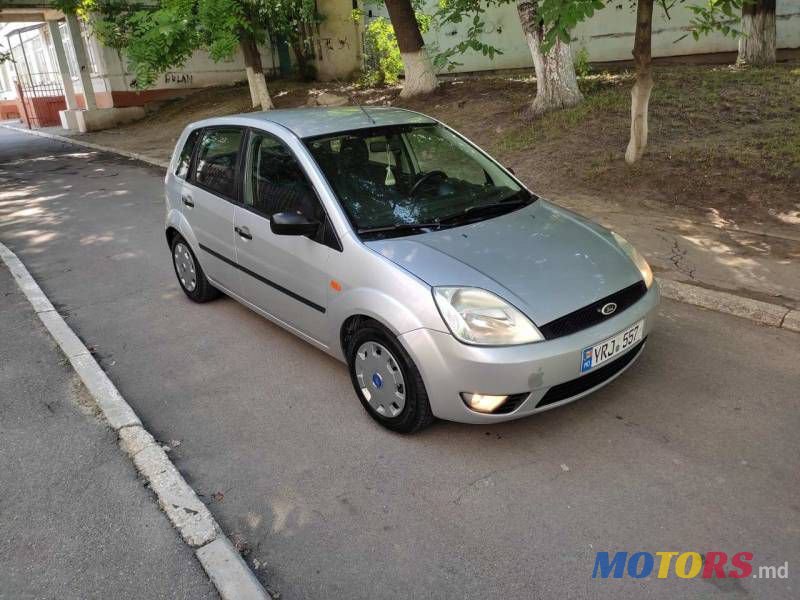 2004' Ford Fiesta photo #2