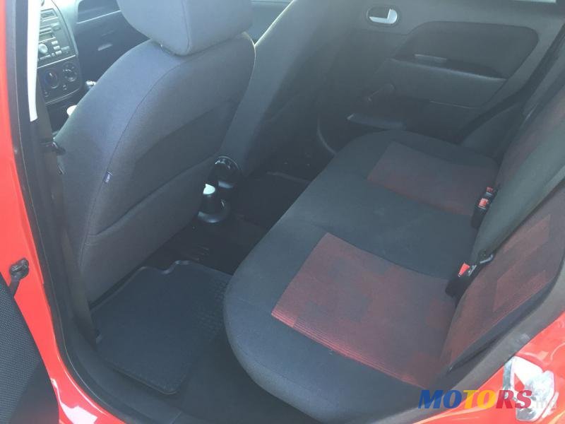 2006' Ford Fiesta photo #7