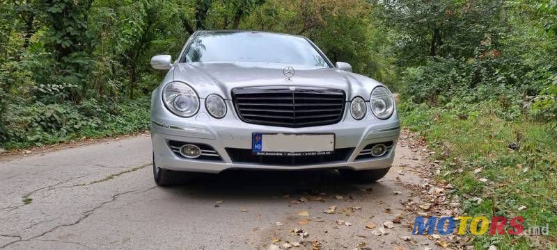 2008' Mercedes-Benz E photo #2