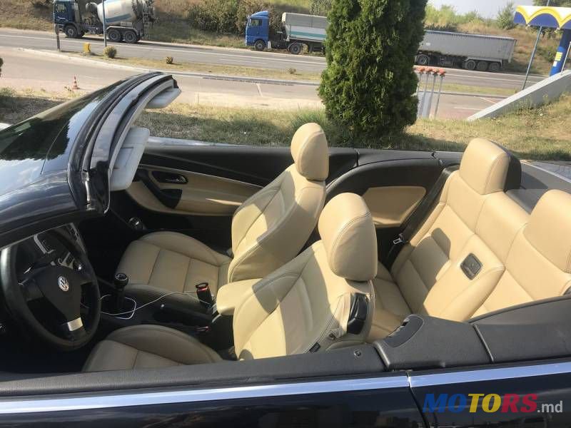 2007' Volkswagen Eos photo #4