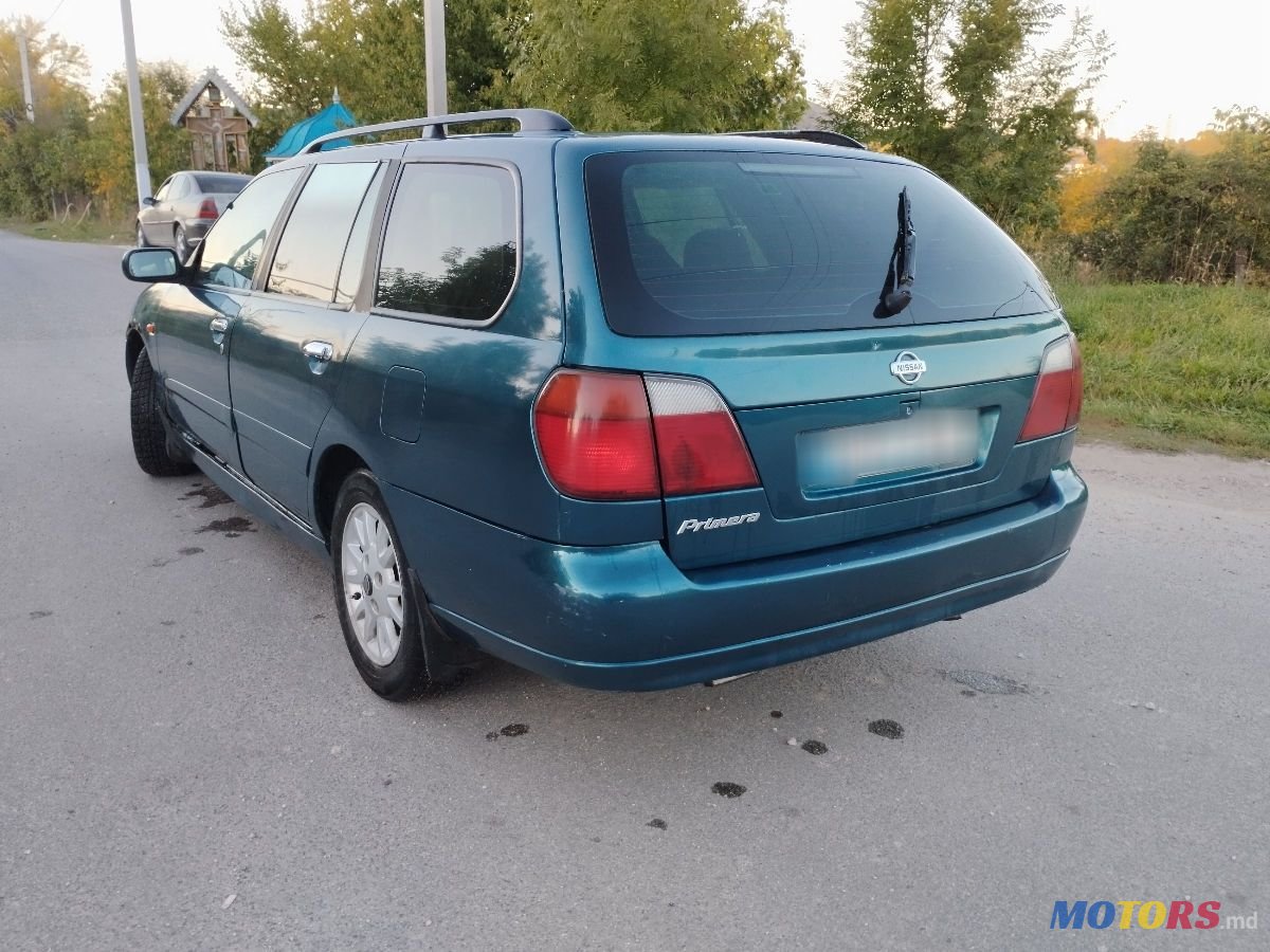 2002' Nissan Primera photo #2