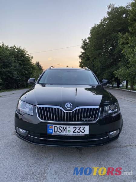 2014' Skoda Superb photo #1