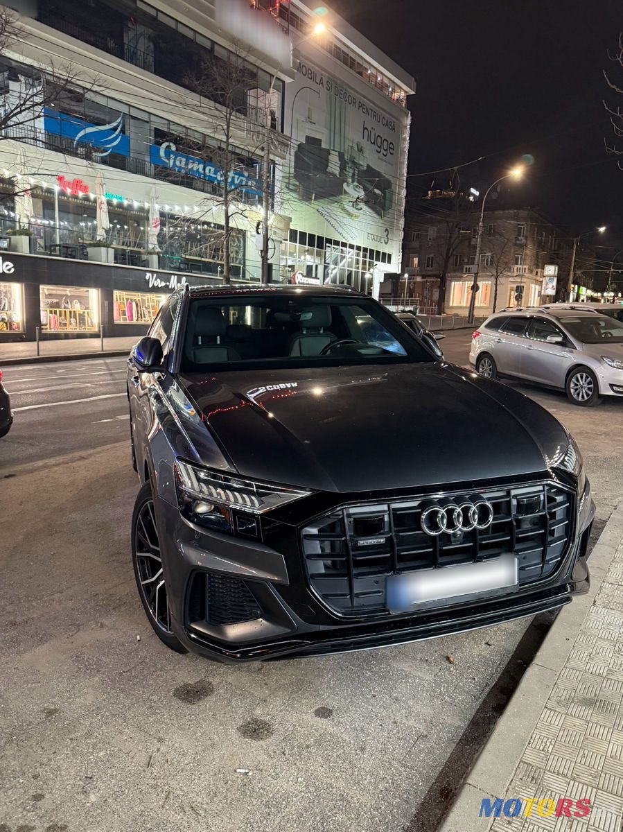 2019' Audi Q8 photo #1