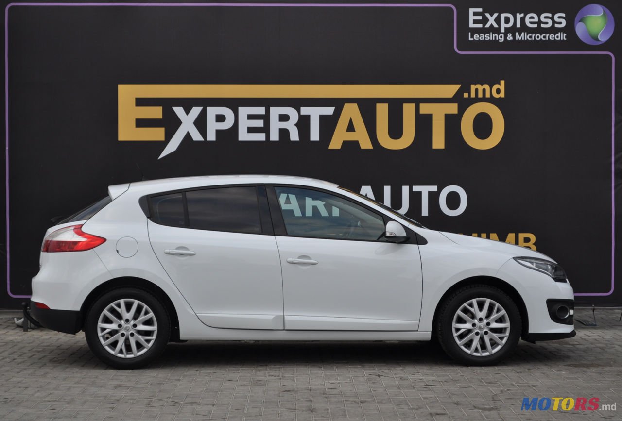 2014' Renault Megane photo #5