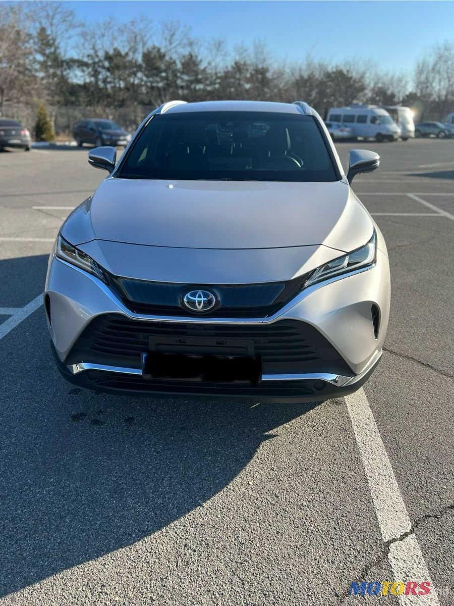 2022' Toyota Venza photo #2