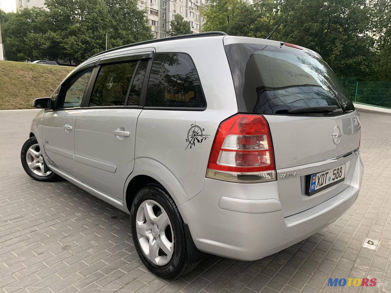 2008' Opel Zafira photo #5