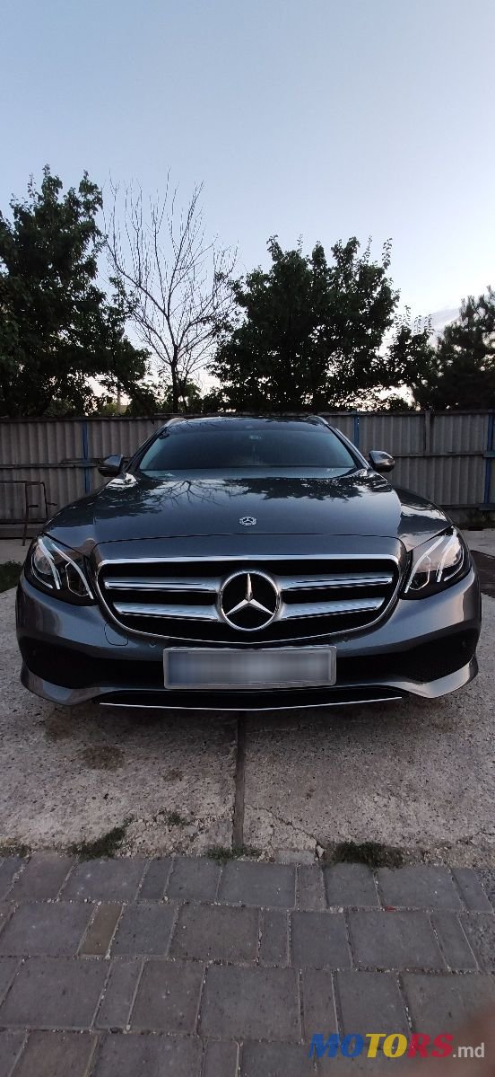 2019' Mercedes-Benz E-Class photo #1