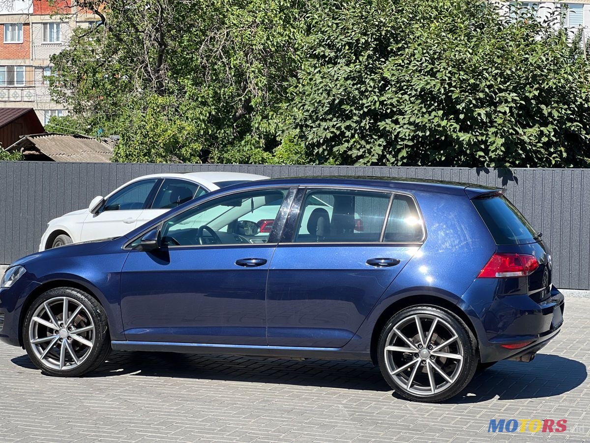 2015' Volkswagen Golf photo #6