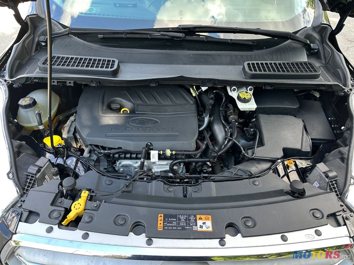 2017' Ford Escape photo #3
