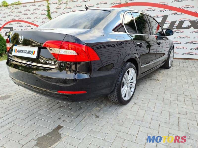 2015' Skoda Superb photo #4