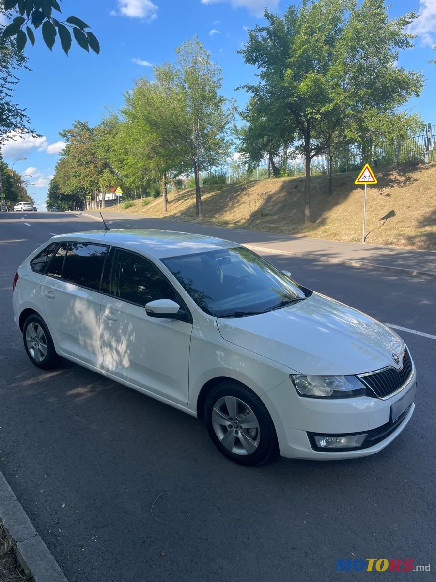 2015' Skoda Rapid photo #2