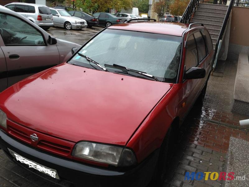 1993' Nissan Primera photo #3