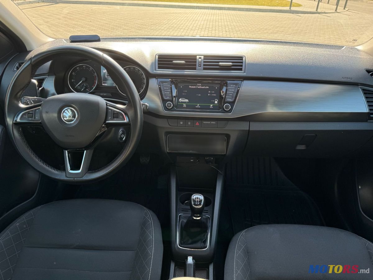 2015' Skoda Fabia photo #6