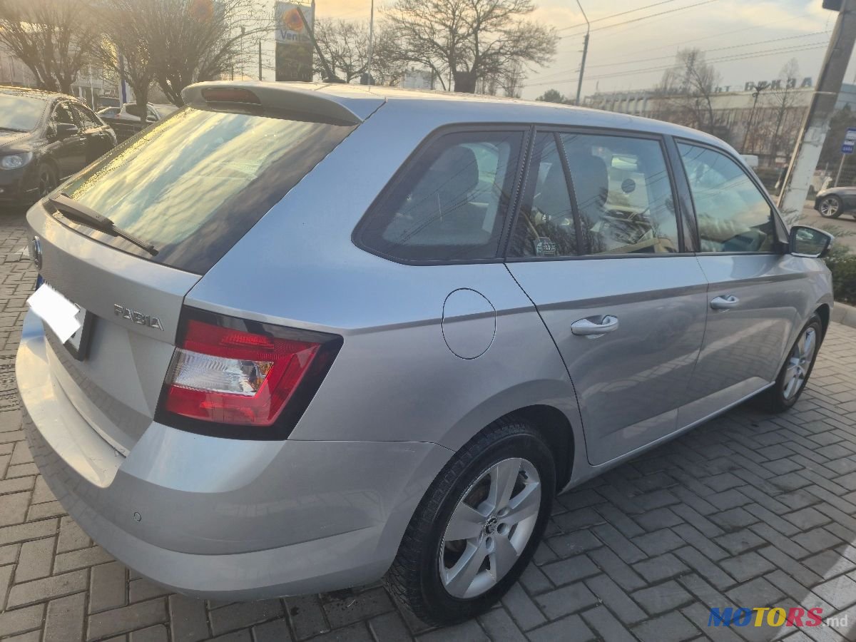 2018' Skoda Fabia photo #6