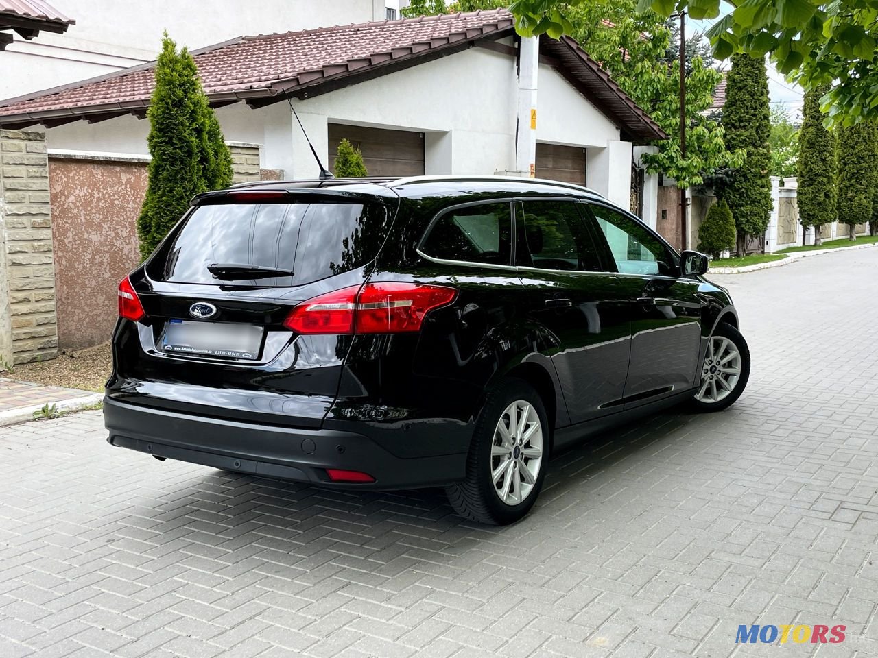 2016' Ford Focus photo #2