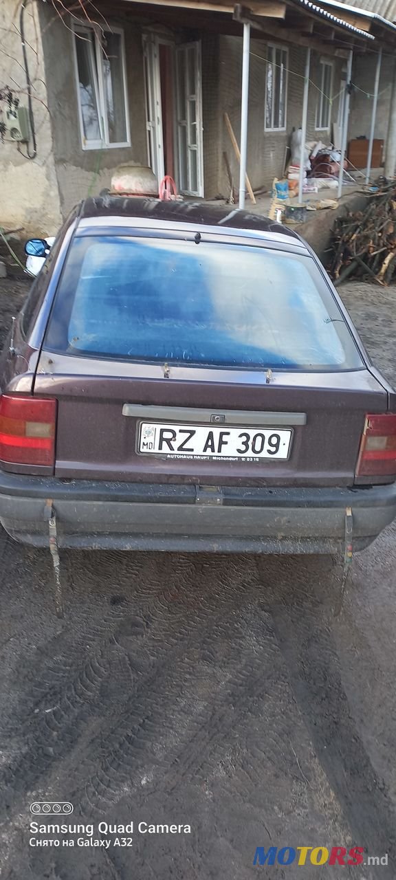 1991' Opel Vectra photo #4