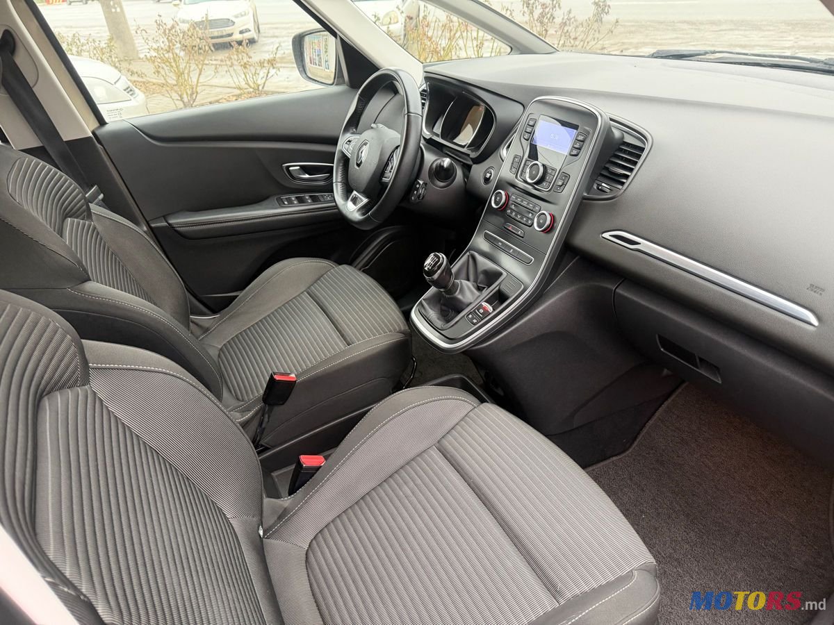 2017' Renault Grand Scenic photo #4