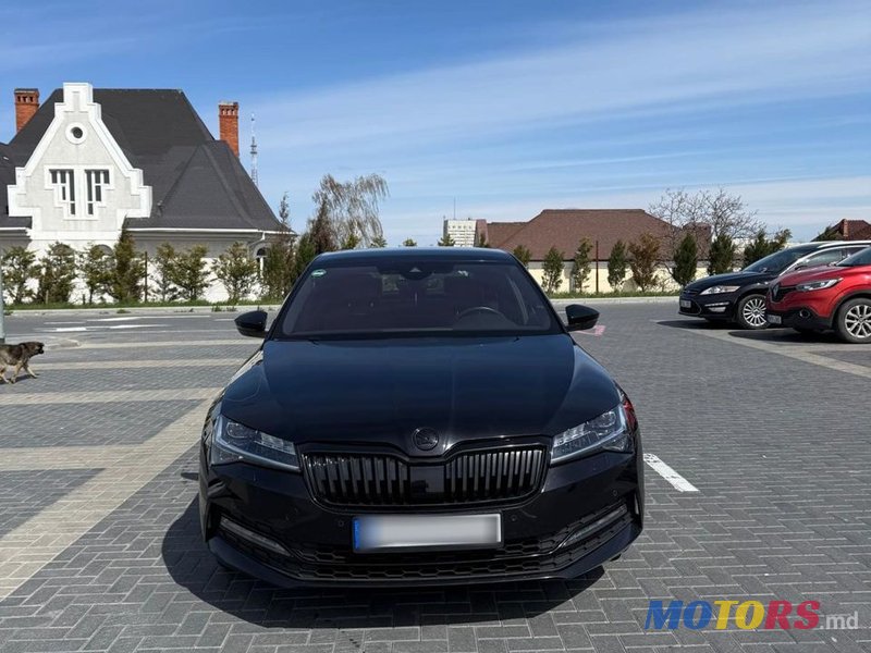 2020' Skoda Superb photo #2